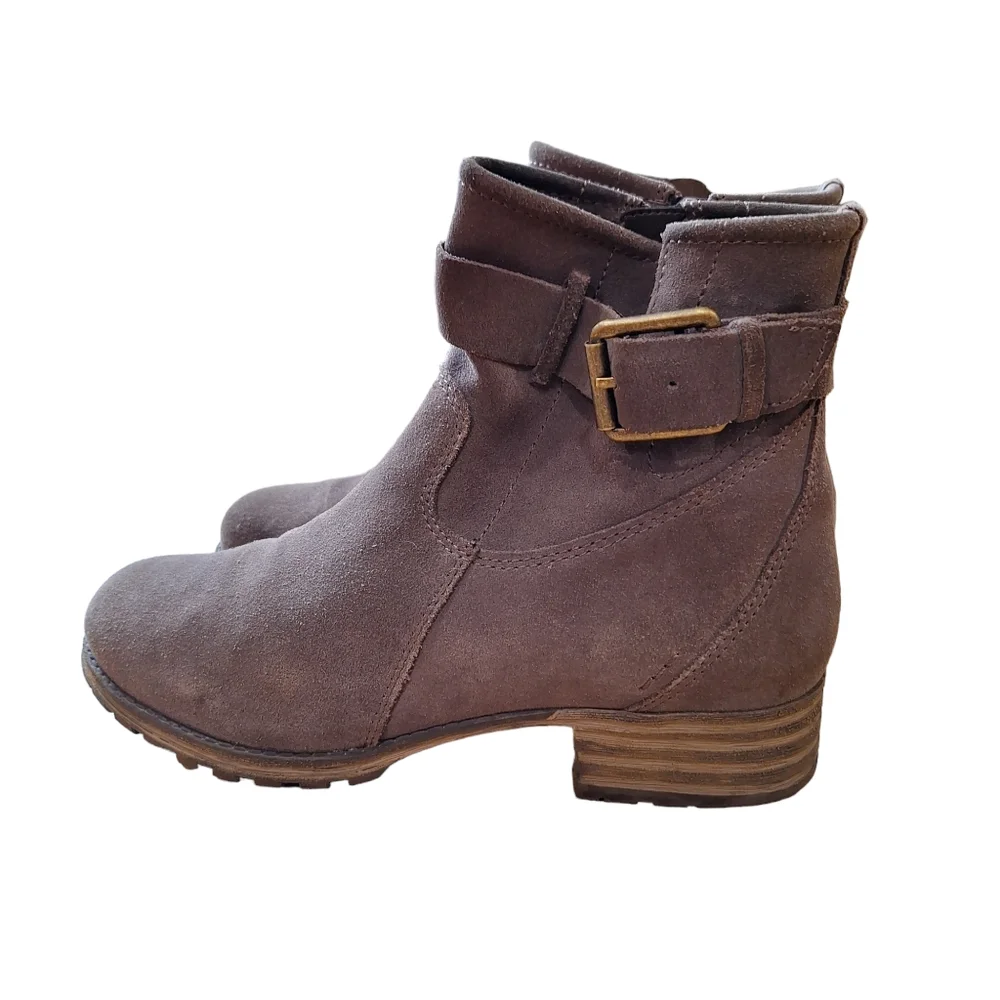Clarks Collection Women's Marana Amber Brown Suede Ankle Boots Lug Sole 8.5M